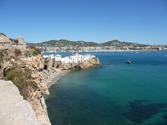 Die ideale plek voor een tweede huis? Wat dacht je van een huis op Ibiza?