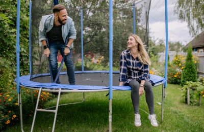 Waarom kiezen voor een Salta trampoline: Kwaliteit en veiligheid in één